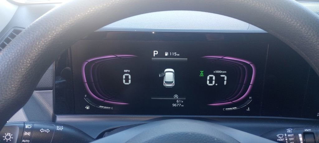 Used 2025 Kia Seltos LX image 11