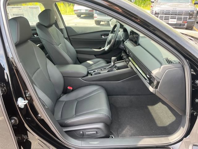 New 2025 Honda Accord Touring image 16