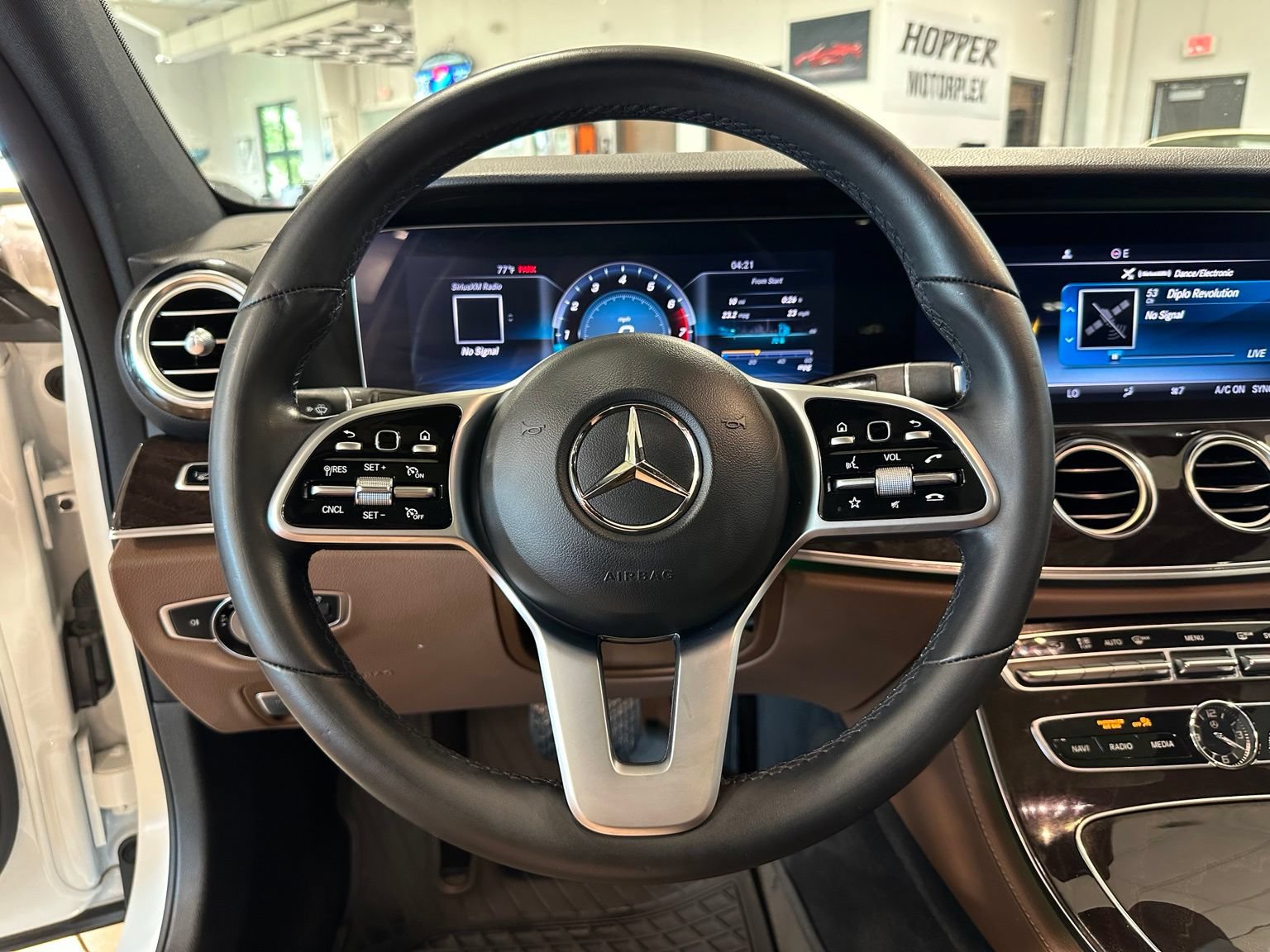 Used 2019 Mercedes-Benz E 300 image 15