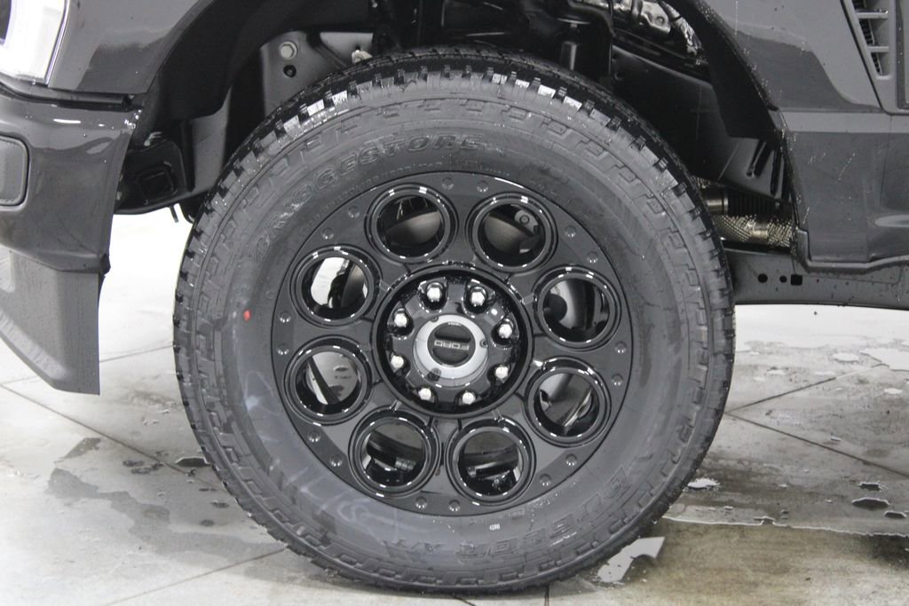 New 2026 Ford F250 Lariat w/ Black Appearance Package image 20