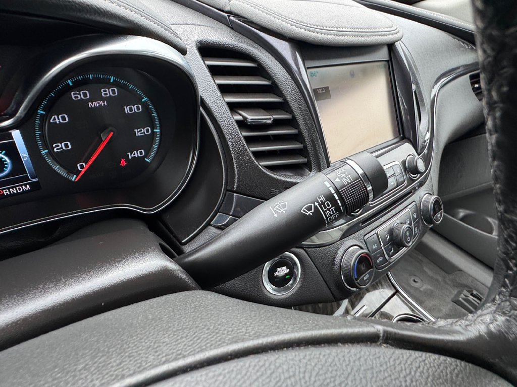 Used 2015 Chevrolet Impala LTZ FWD image 32