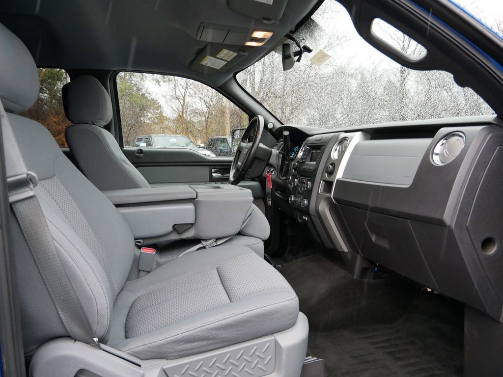 Used 2013 Ford F150 XLT w/ Luxury Equipment Group image 8
