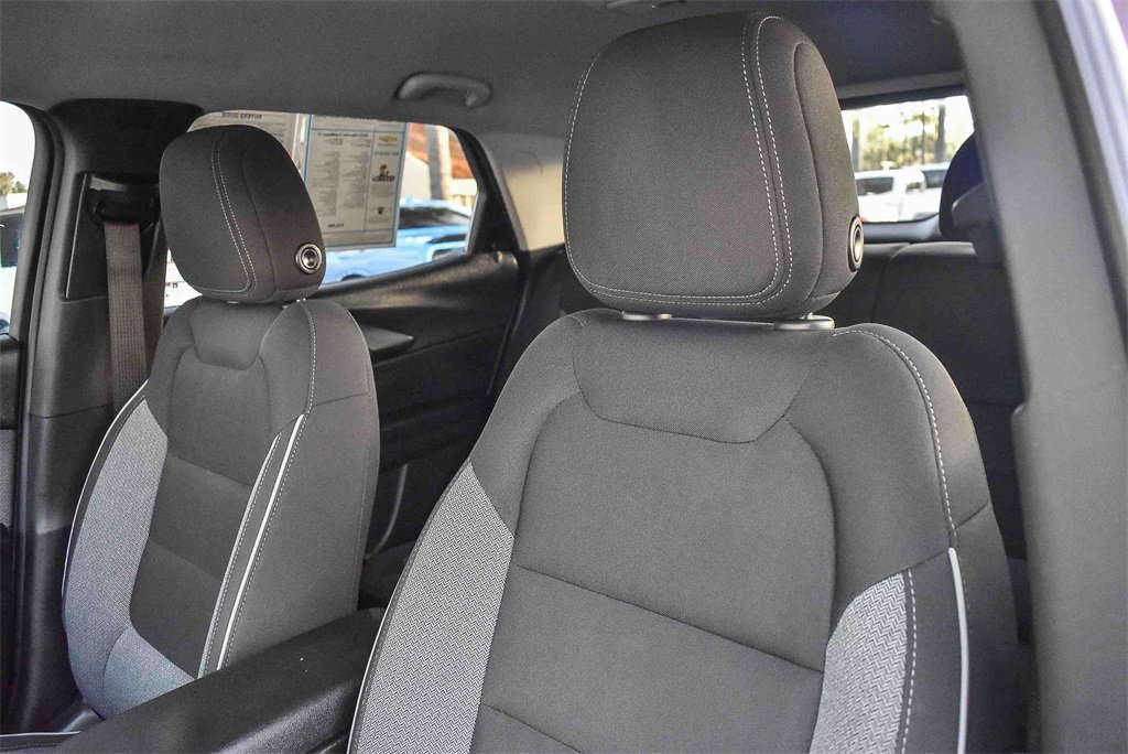 Used 2022 Chevrolet TrailBlazer LT w/ Convenience Package image 24