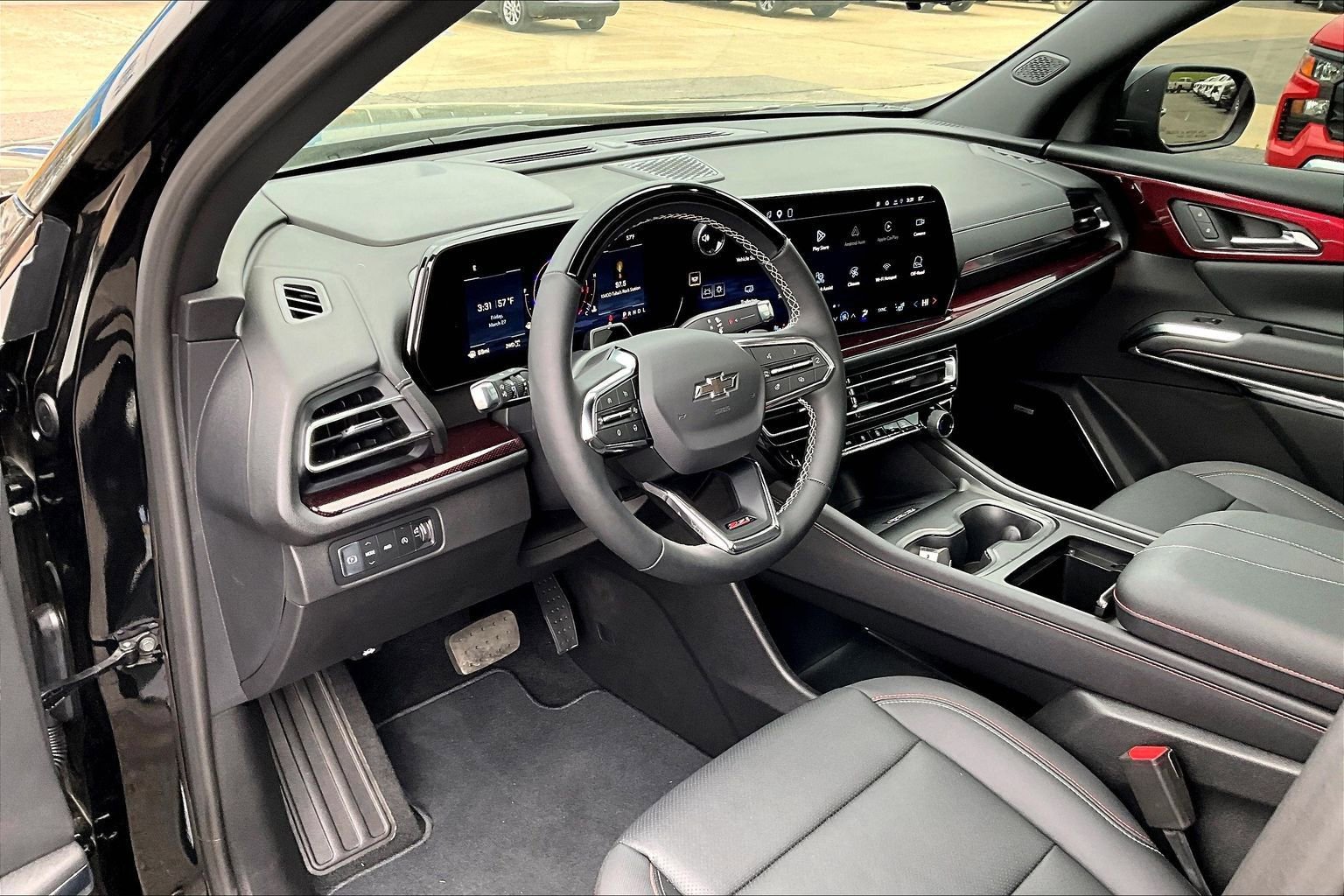 Used 2026 Chevrolet Traverse Z71 w/ Enhanced Driving Package image 13