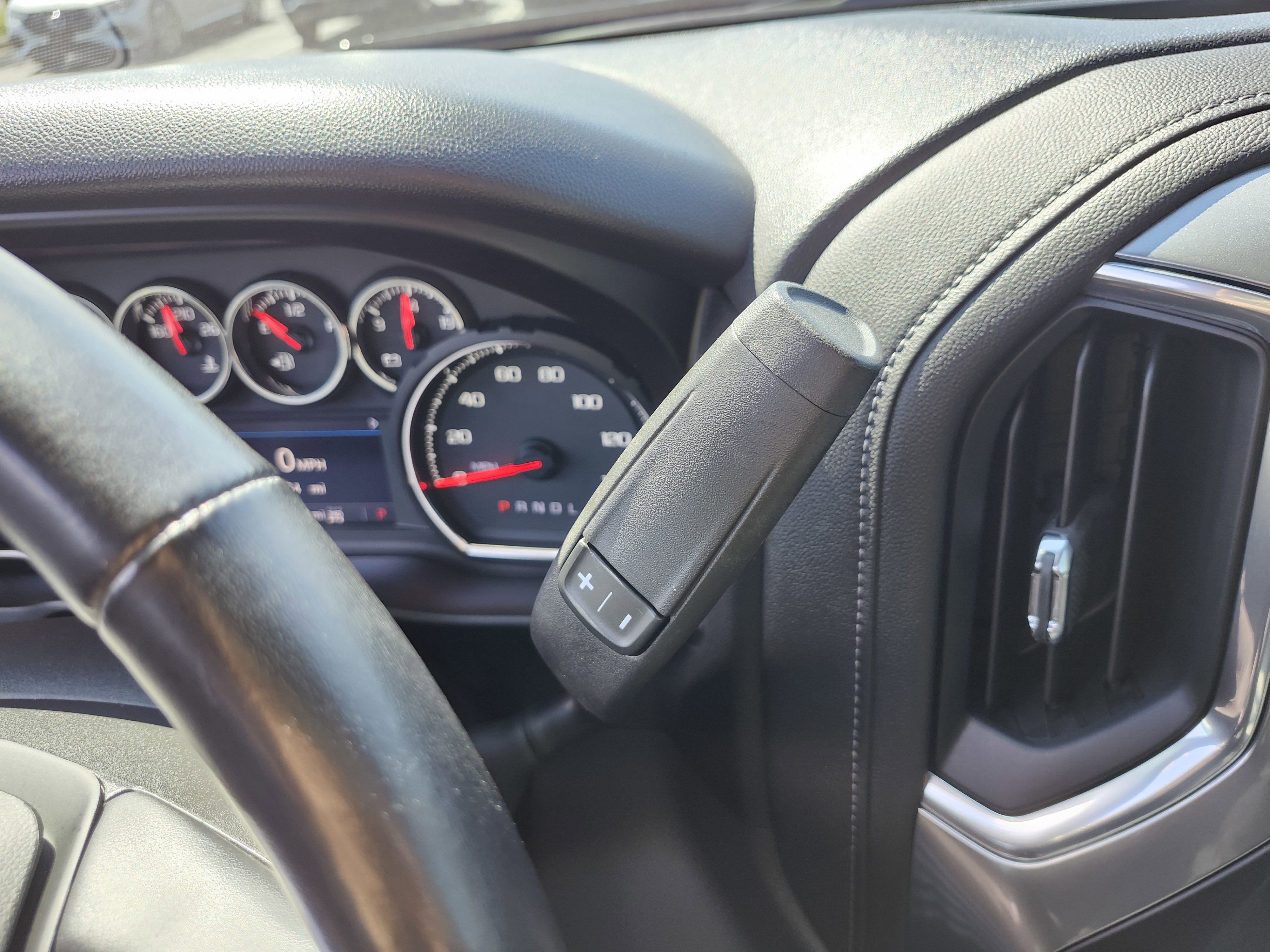 Used 2019 Chevrolet Silverado 1500 LT w/ All-Star Edition image 36