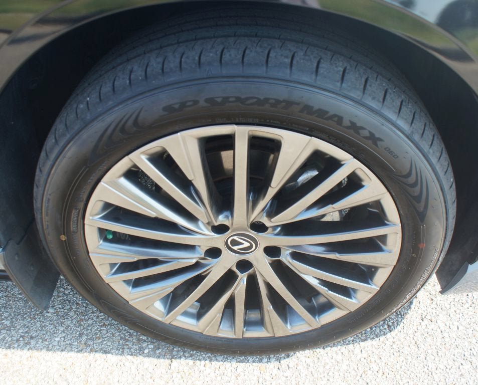 Used 2024 Lexus RZ 450e Premium w/ Accessory Package (A2) AWD/4WD image 25