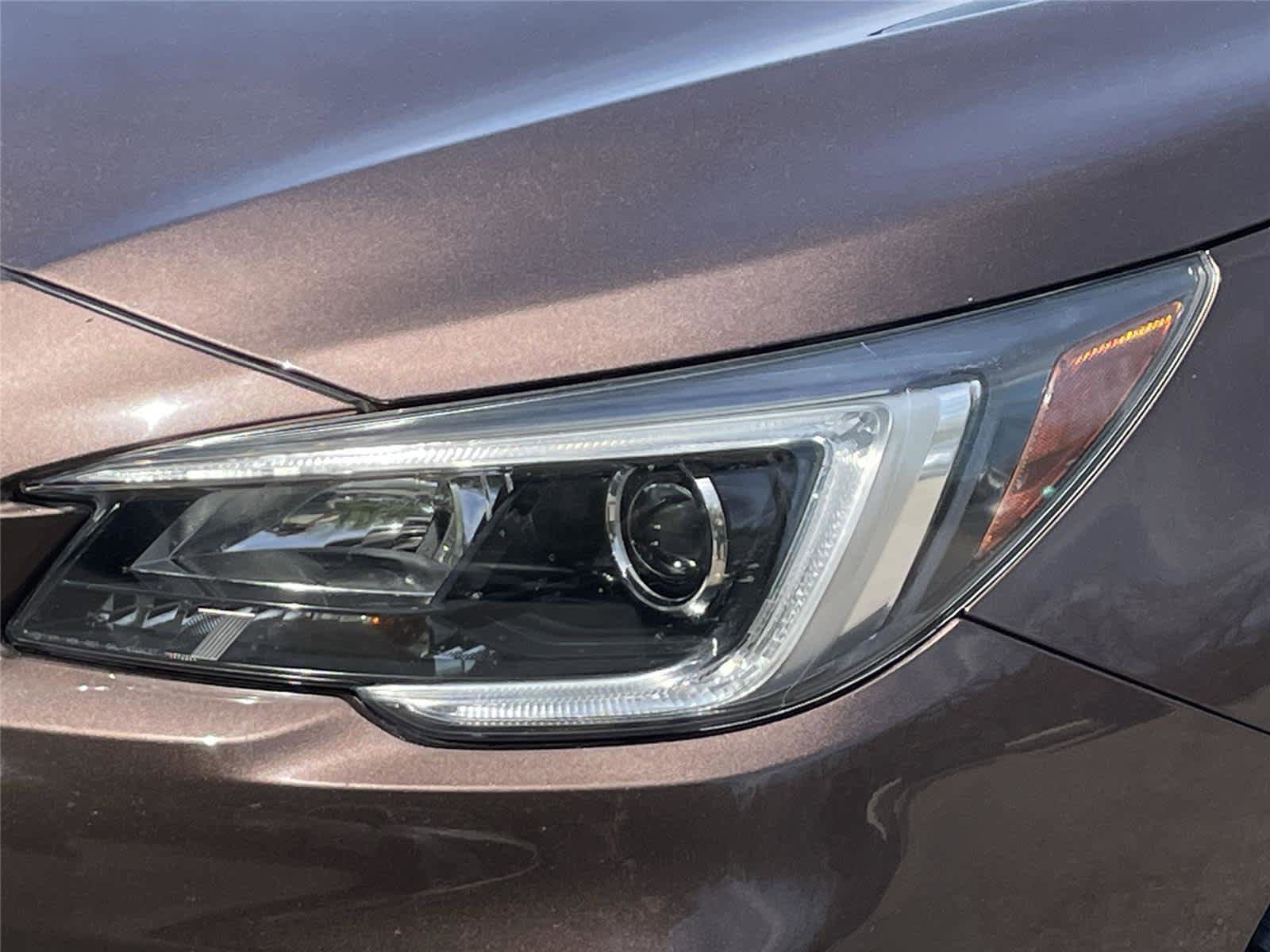 Used 2019 Subaru Outback 2.5i AWD/4WD image 9