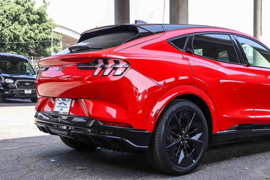 New 2026 Ford Mustang Mach-E GT AWD/4WD image 9