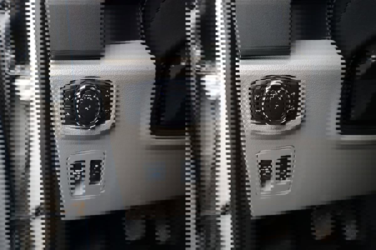 Used 2018 Ford F150 XLT w/ Equipment Group 301A Mid image 21