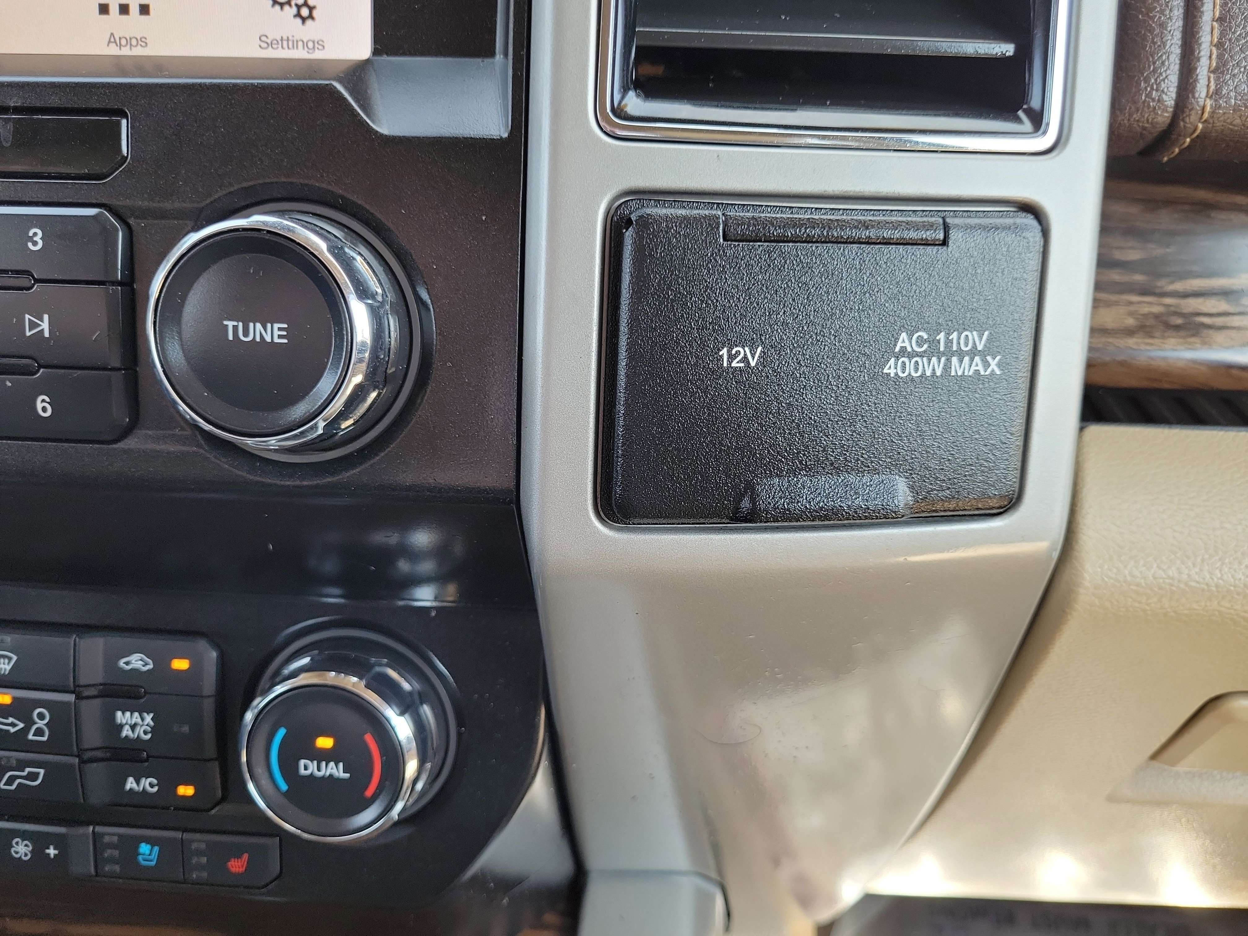 Used 2019 Ford F150 Lariat image 31