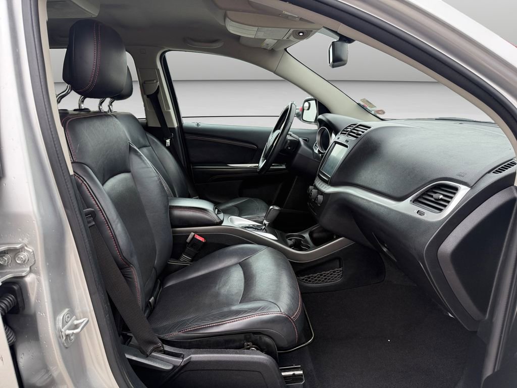 Used 2013 Dodge Journey R/T w/ Flexible Seating Group image 15