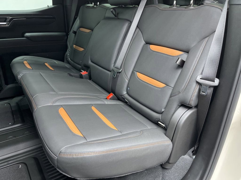 New 2026 GMC Sierra 1500 AT4 w/ AT4 Premium Package AWD/4WD image 5