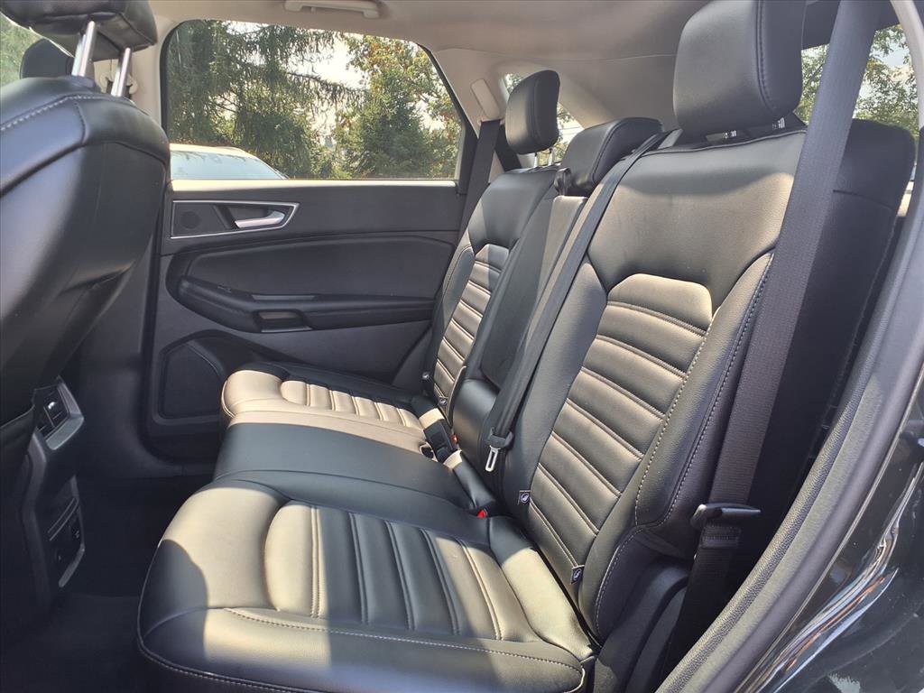 Used 2023 Ford Edge SEL w/ Convenience Package image 10
