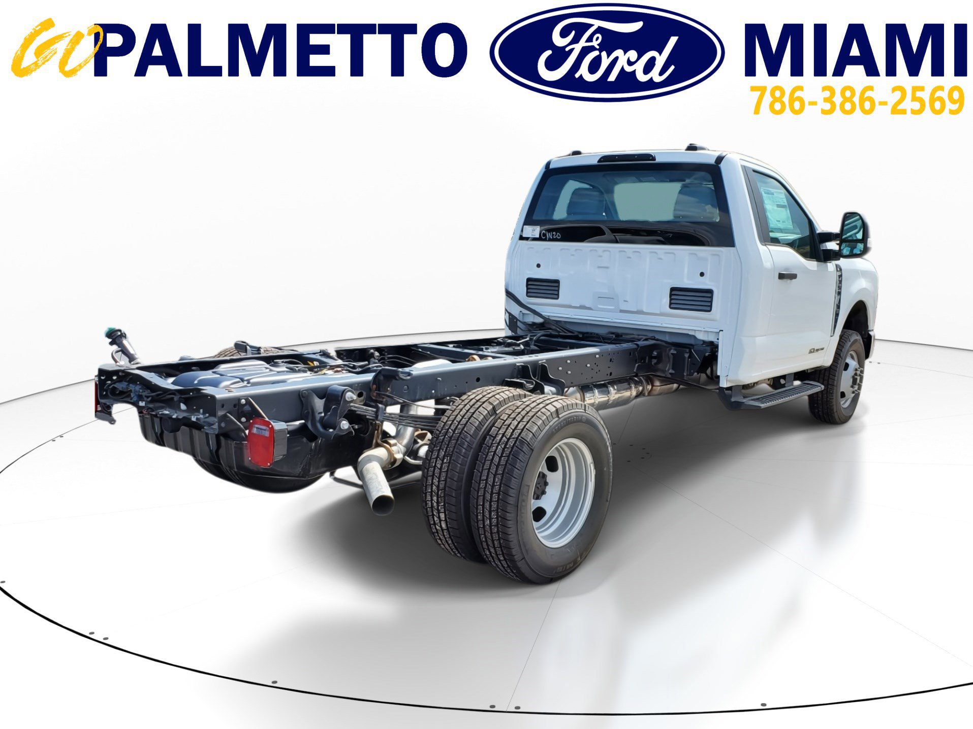 New 2024 Ford F350 XL w/ XL Chrome Package image 6