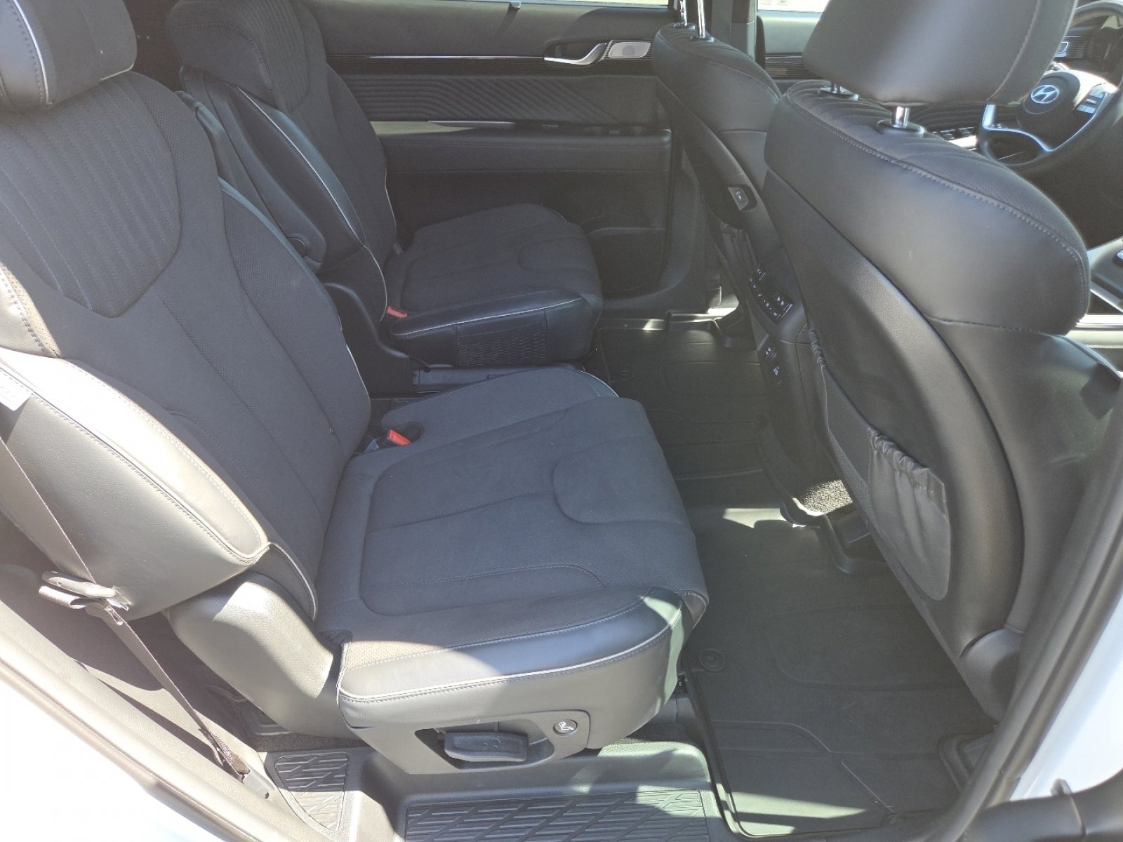 Used 2025 Hyundai Palisade Calligraphy AWD/4WD image 27