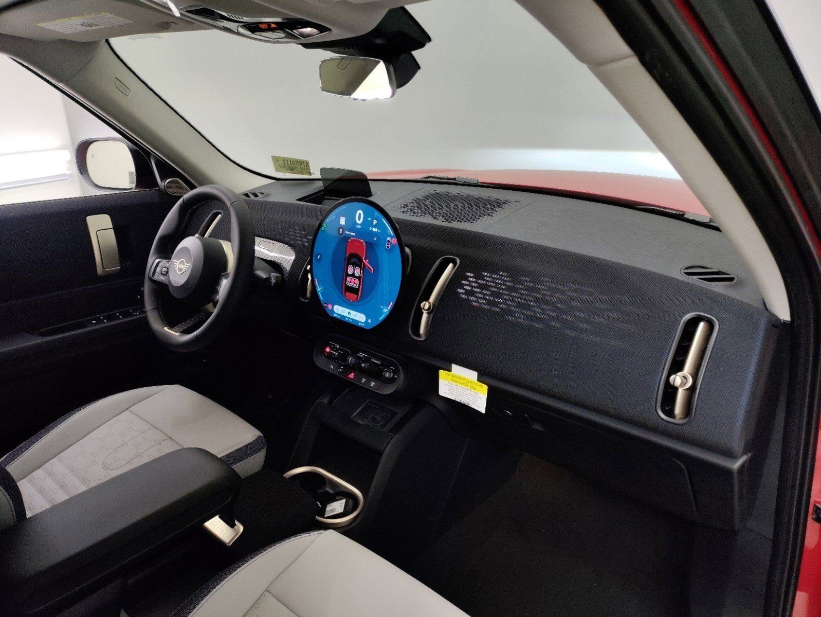 Used 2025 MINI Cooper Countryman S w/ Comfort Package Max image 21