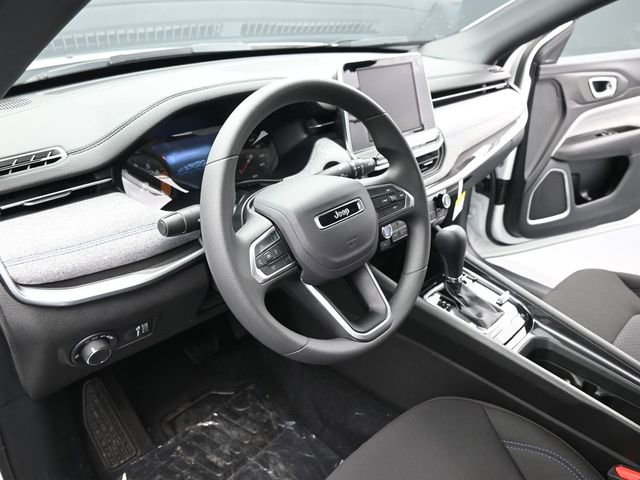 Used 2025 Jeep Compass Sport AWD/4WD image 23