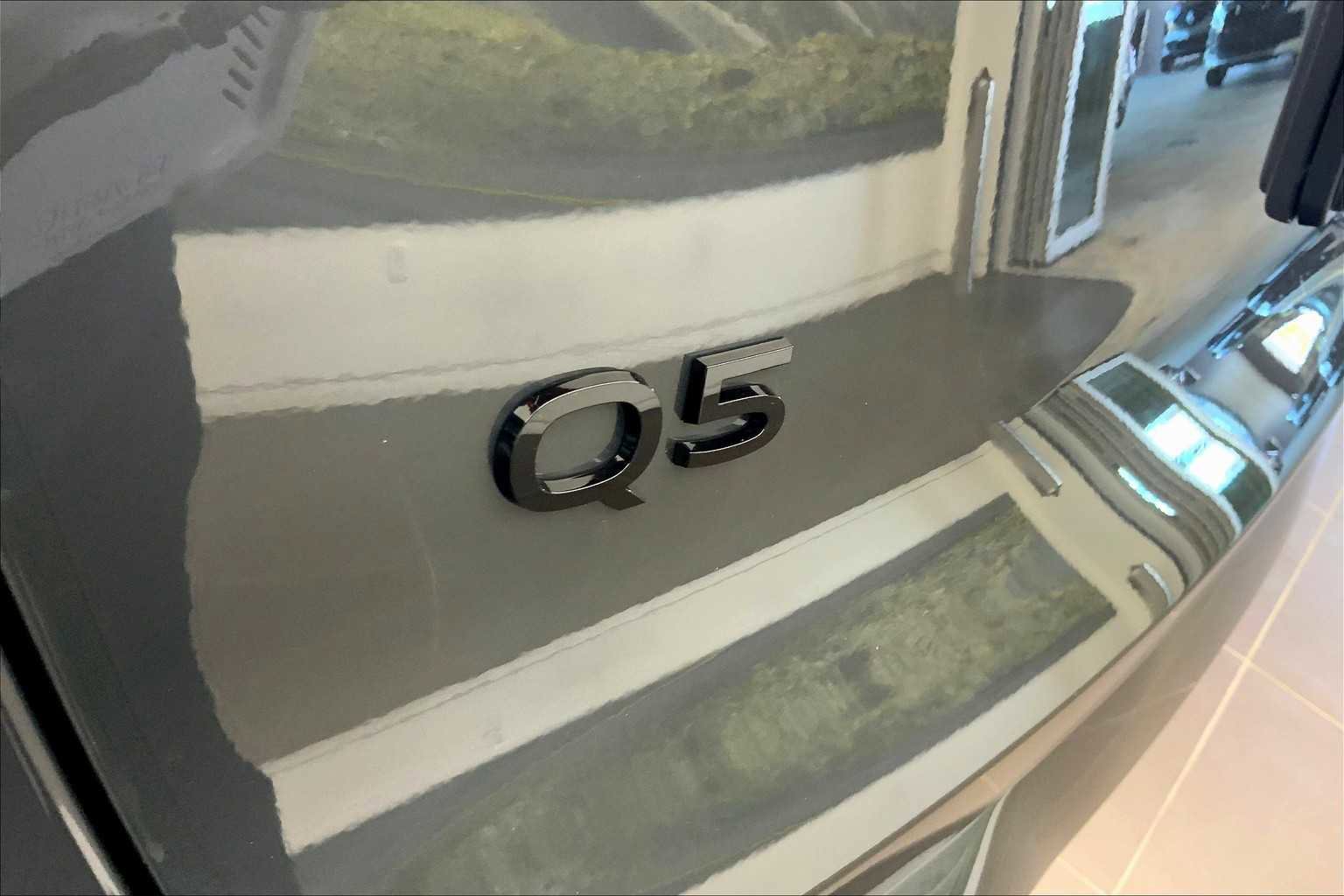 New 2025 Audi Q5 Premium Plus w/ Premium Plus image 15