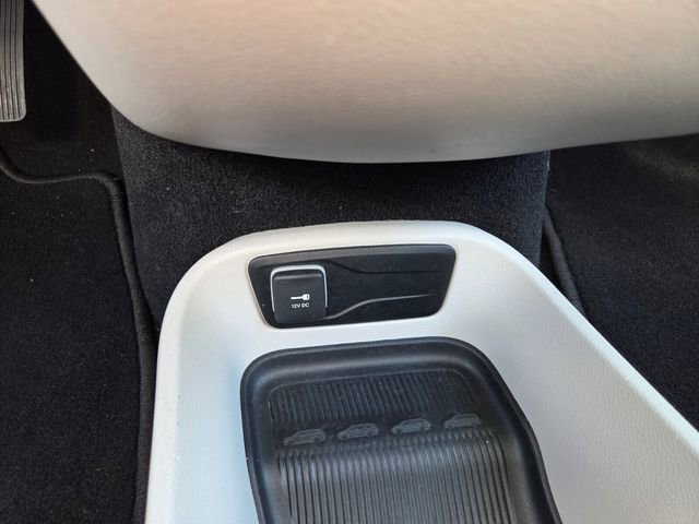 Certified 2023 Chrysler Pacifica Touring-L image 30