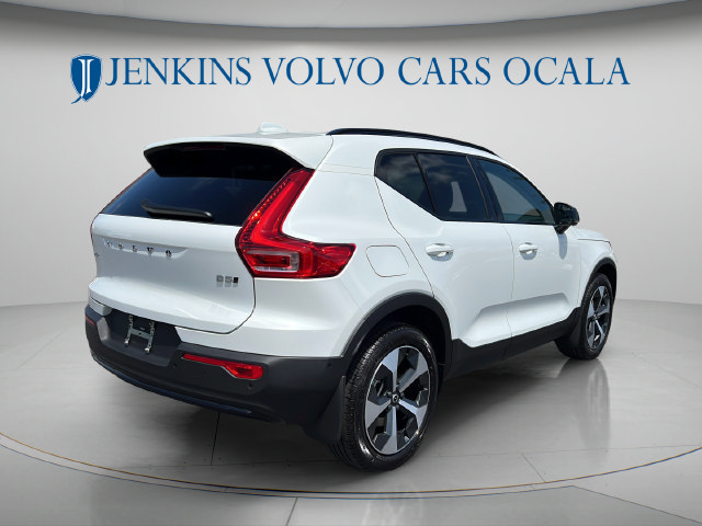 New 2026 Volvo XC40 B5 Plus w/ Protection Package Premier AWD/4WD image 3