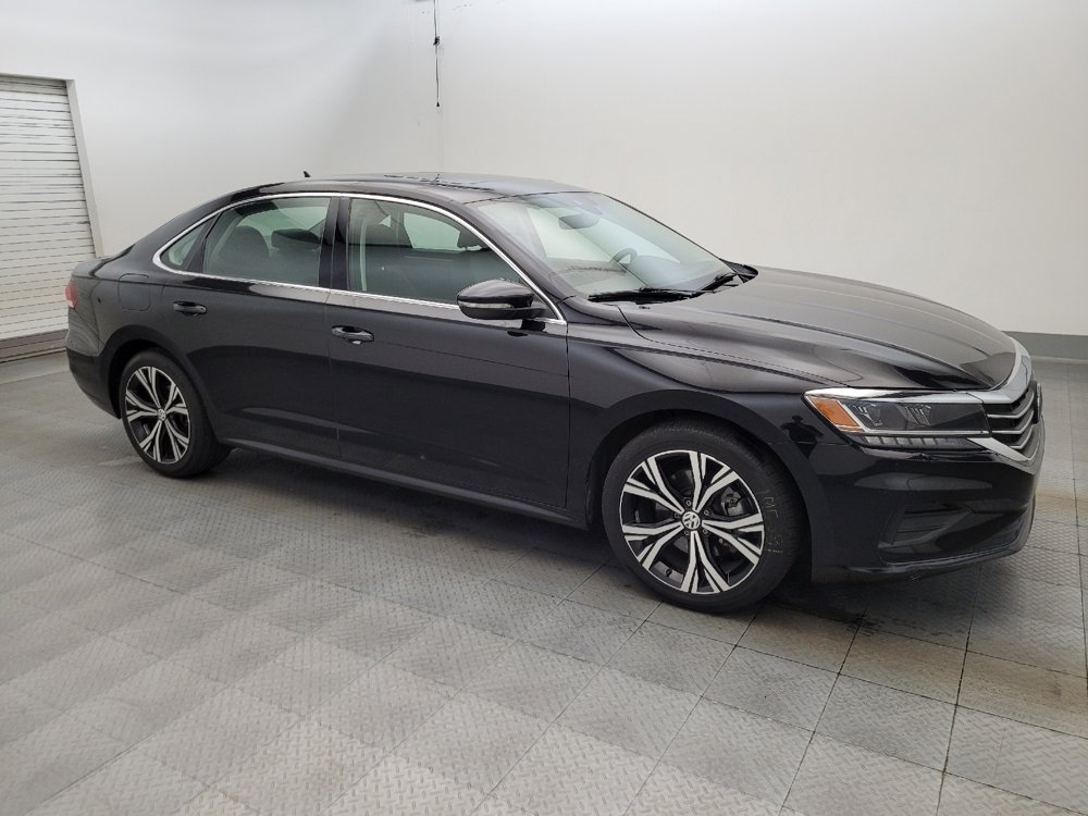 Used 2021 Volkswagen Passat 2.0T SE FWD image 11