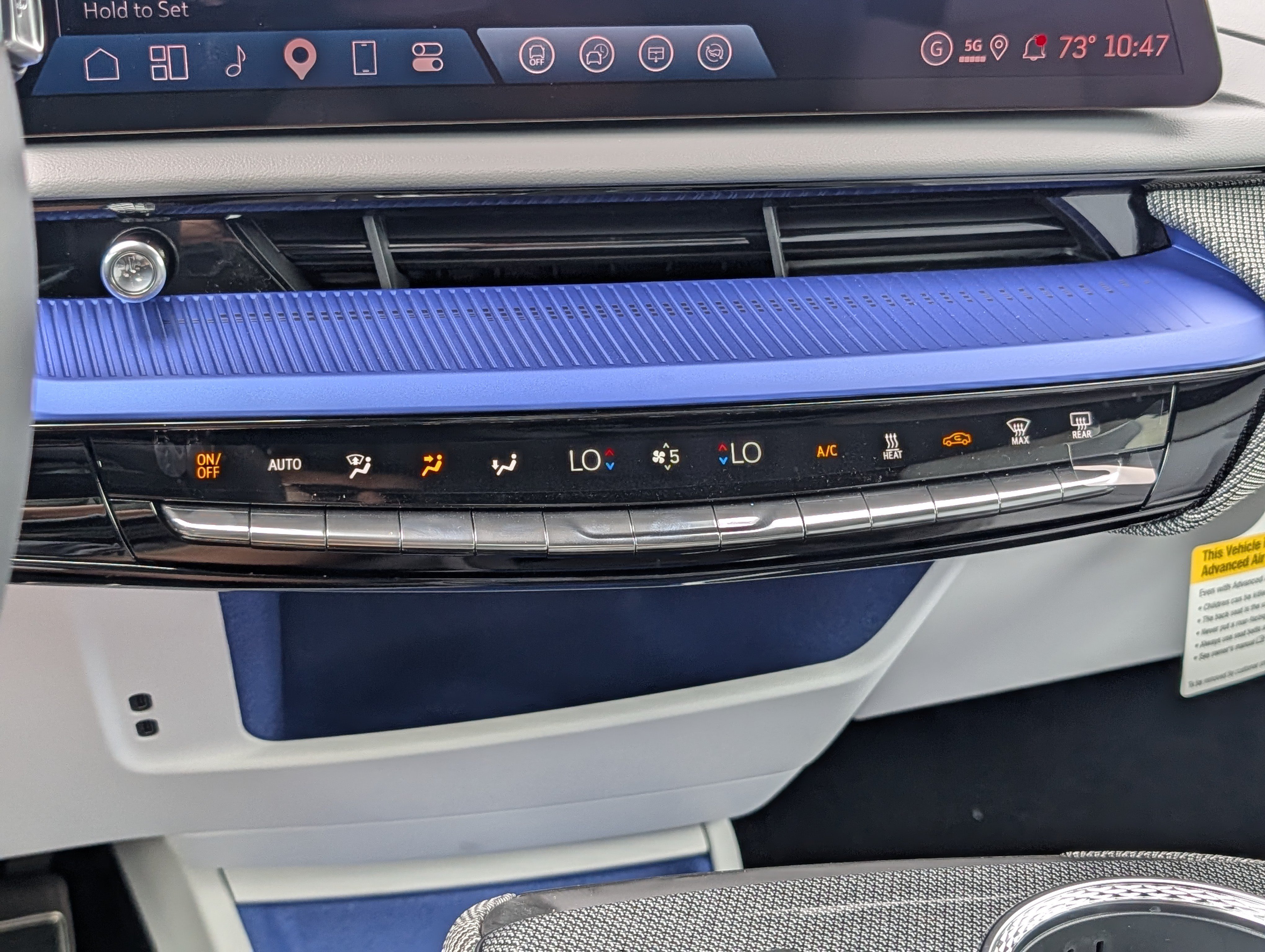Used 2027 Cadillac Optiq Luxury w/ LPO, Floor Liner Package AWD/4WD image 25