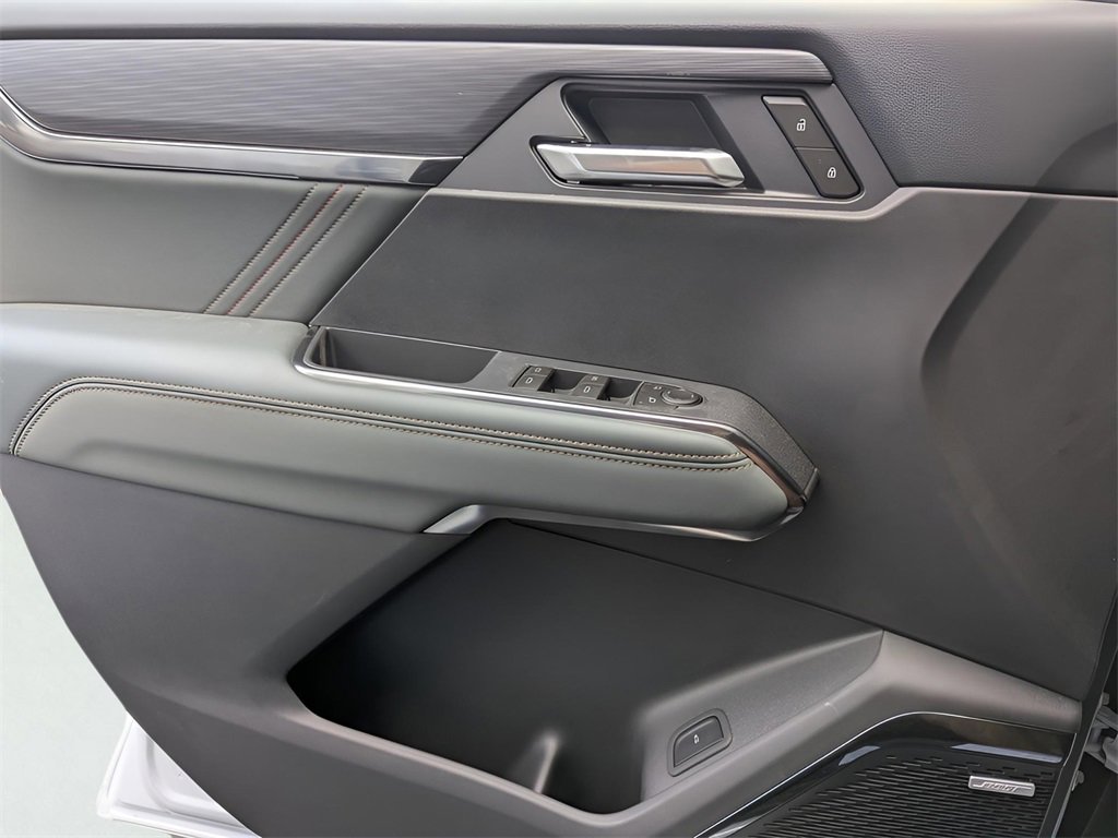 New 2026 GMC Acadia AT4 w/ Super Cruise Package image 12