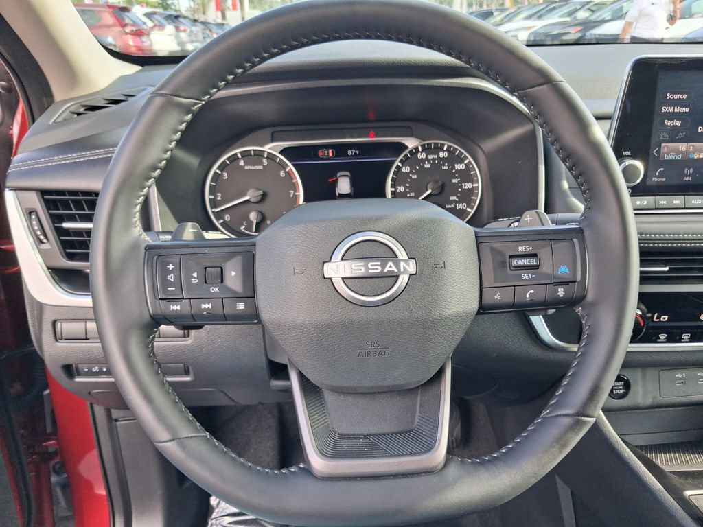 Used 2026 Nissan Rogue SV FWD image 22