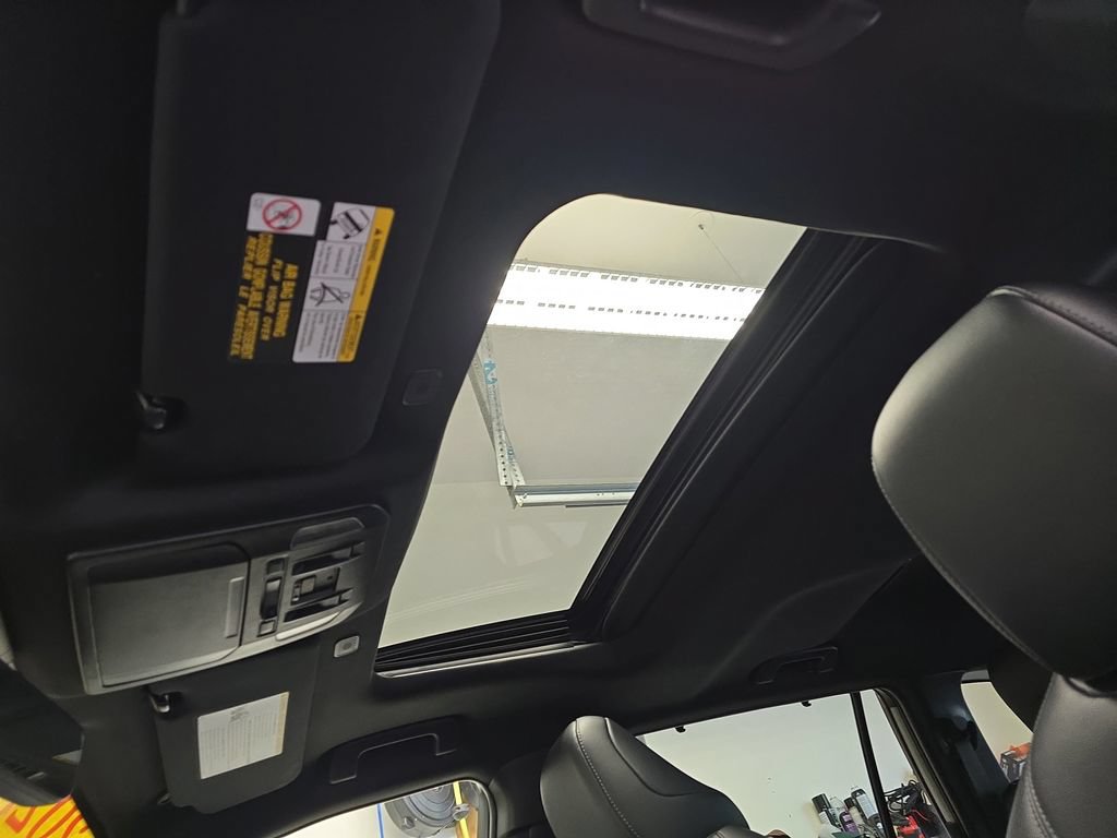 Certified 2025 Toyota Highlander XSE AWD/4WD image 33