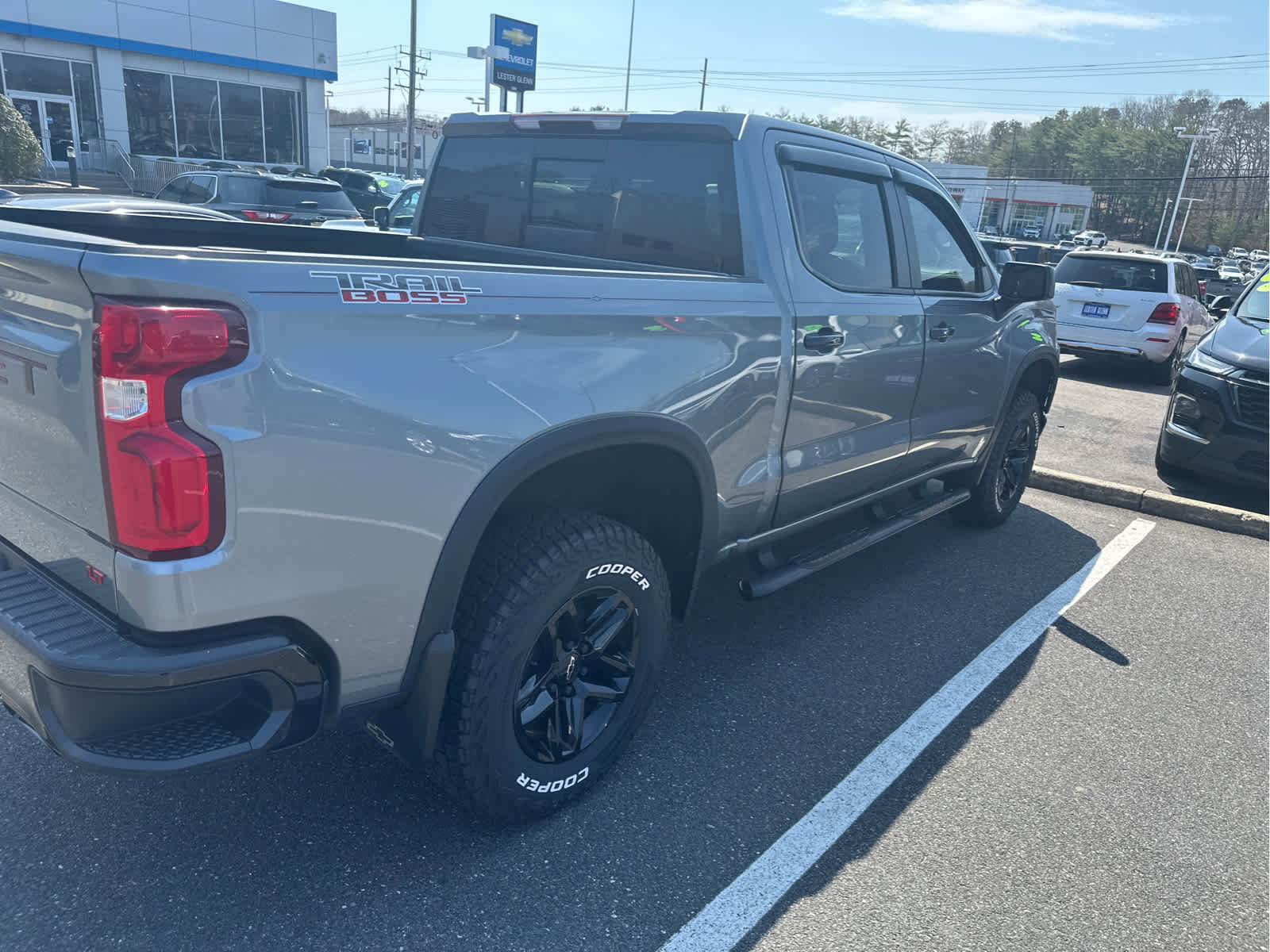 Used 2020 Chevrolet Silverado 1500 LT Trail Boss image 2