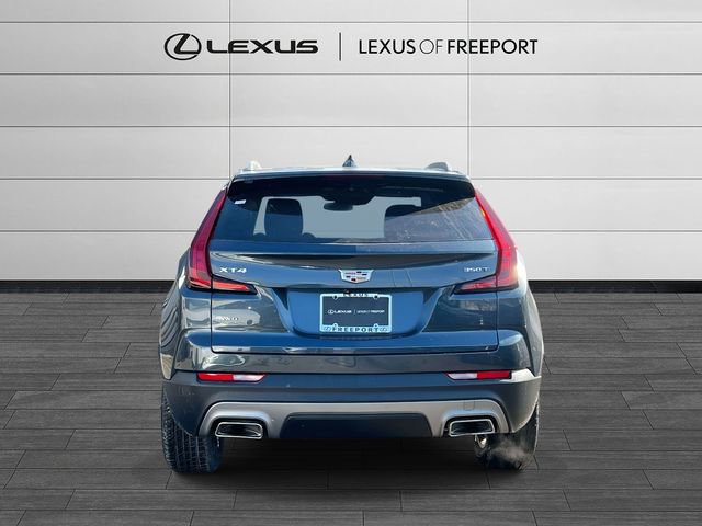 Used 2021 Cadillac XT4 Premium Luxury w/ Cold Weather Package image 5