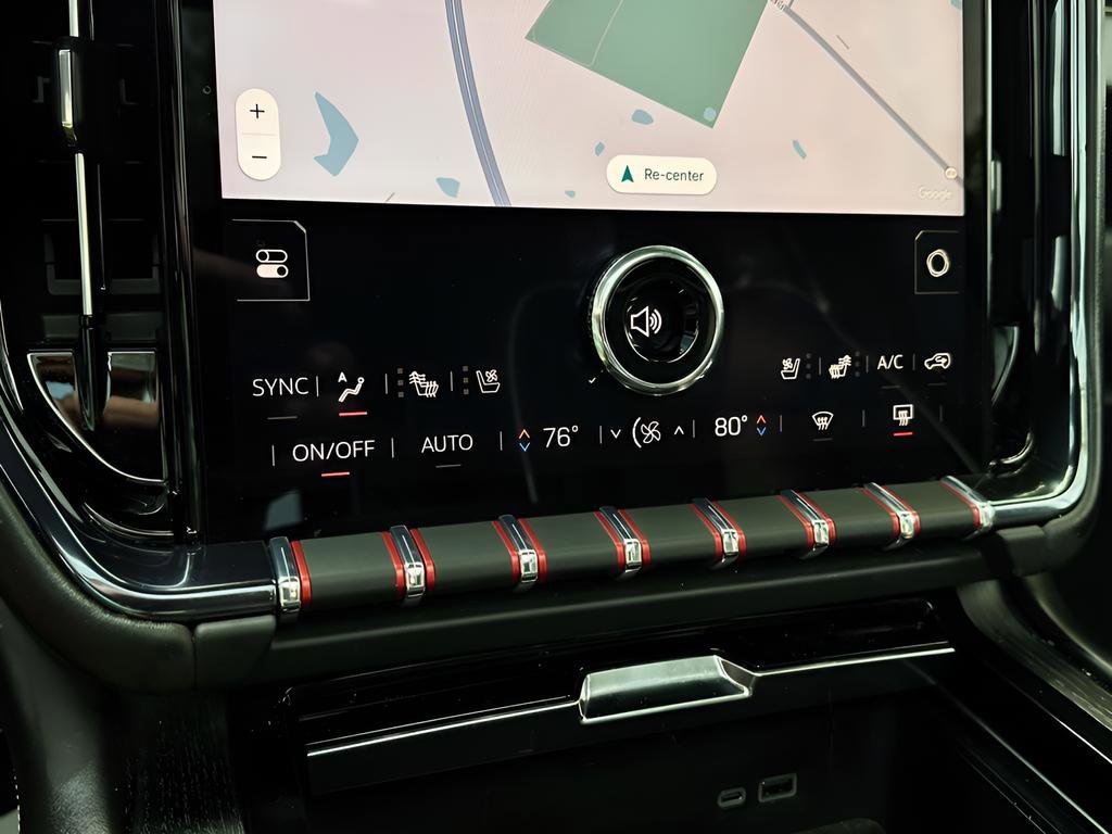 Used 2025 GMC Yukon AT4 Ultimate w/ LPO, Floor Liner Package image 15