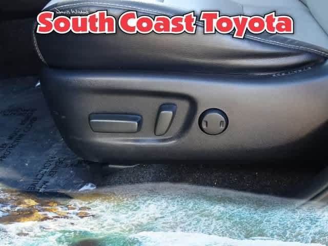 Used 2018 Toyota RAV4 Limited w/ Advanced Technology Package AWD/4WD image 17