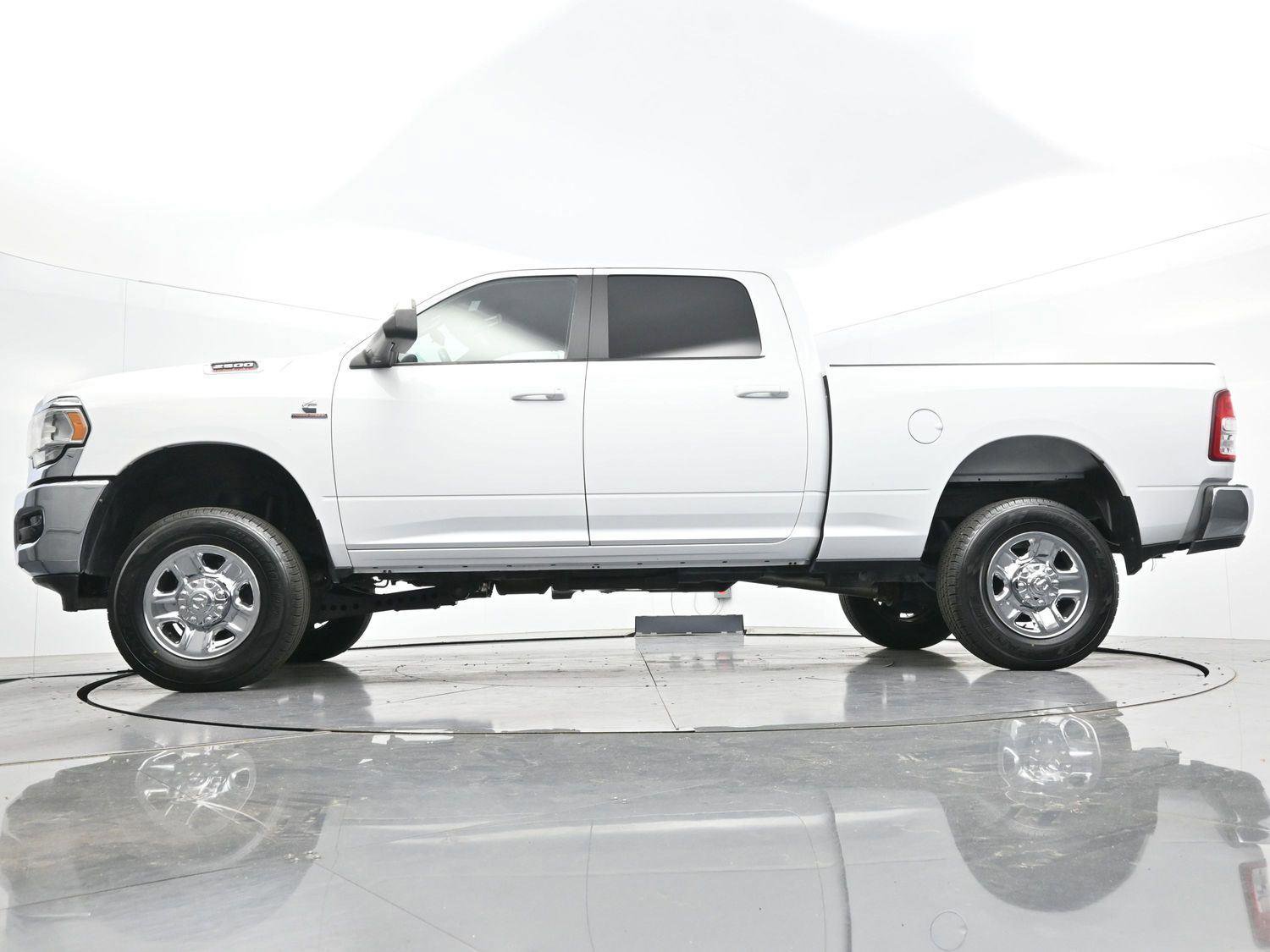 Used 2021 RAM 2500 Big Horn image 43