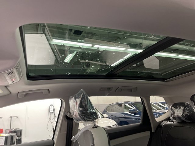 New 2026 Volkswagen Taos SE image 25