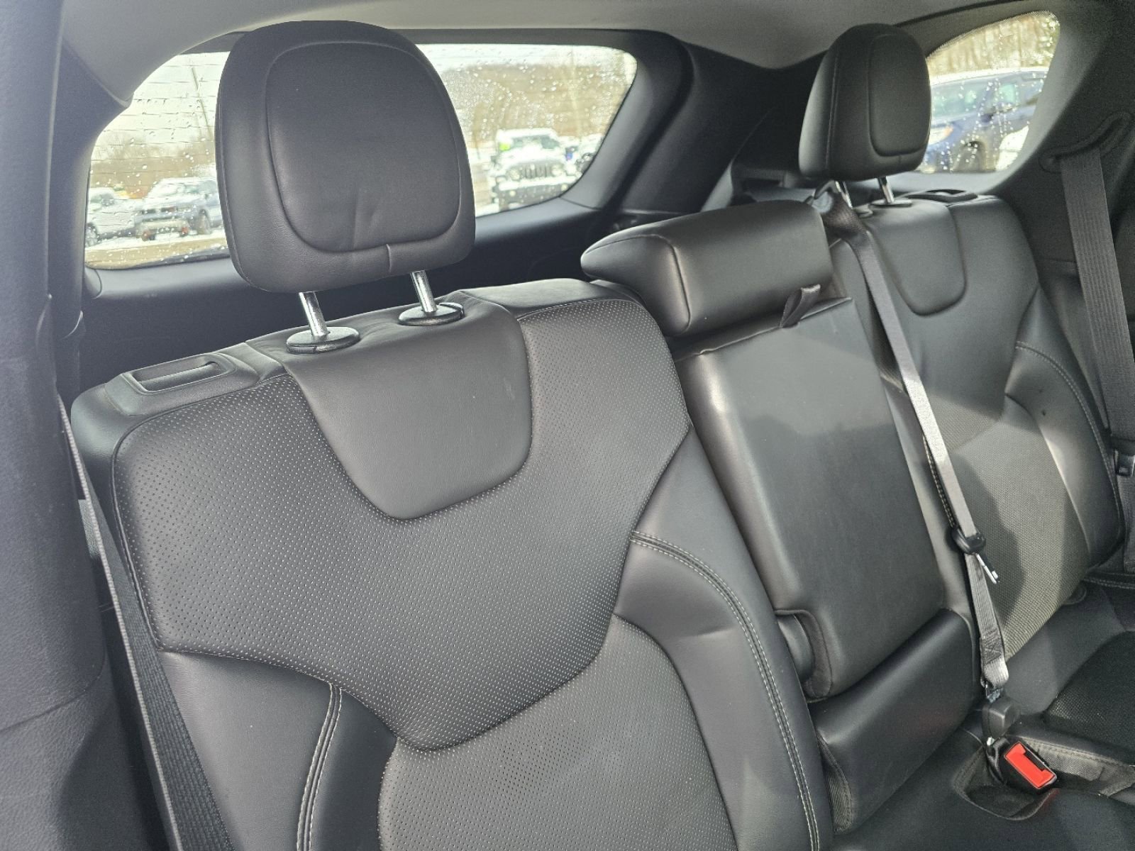 Used 2021 Jeep Cherokee Latitude Lux w/ Comfort/Convenience Group image 18