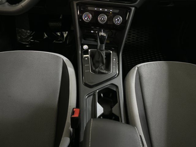 Certified 2024 Volkswagen Taos S w/ MDO Package image 33