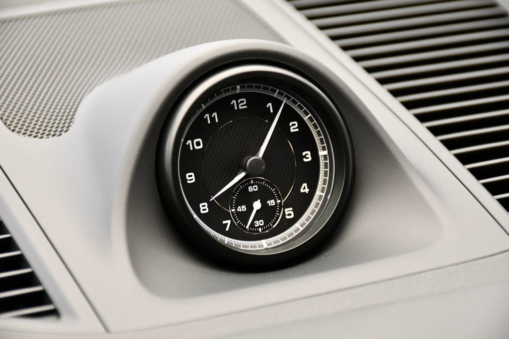 Certified 2025 Porsche Macan image 21