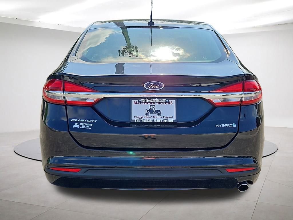 Used 2018 Ford Fusion S image 6