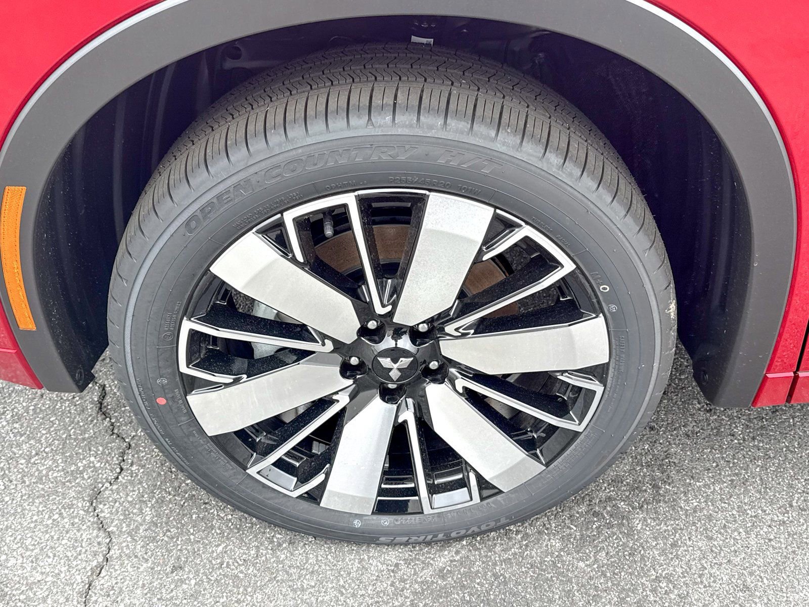 New 2025 Mitsubishi Outlander SEL image 11