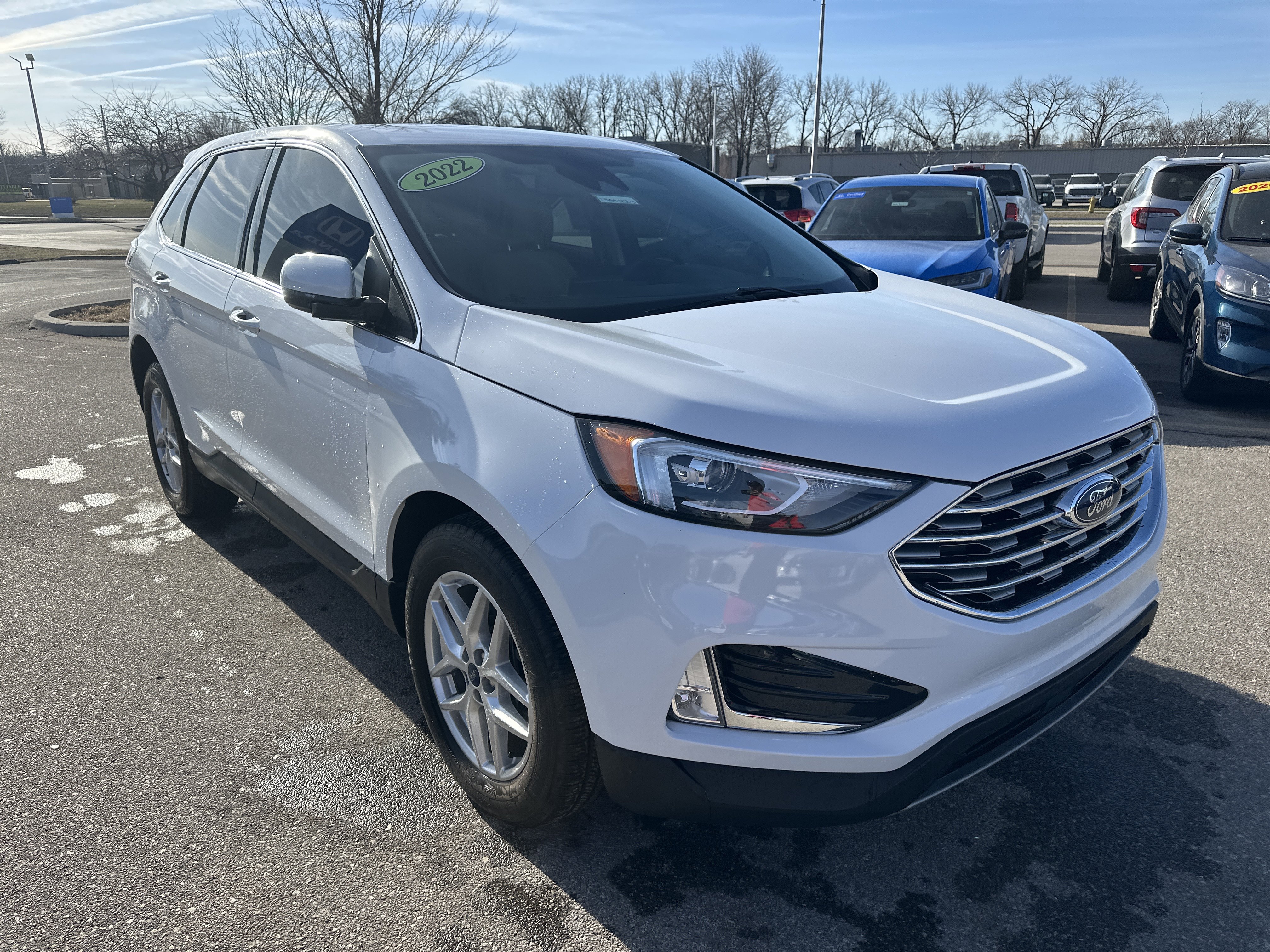 Used 2022 Ford Edge SEL w/ Convenience Package image 2