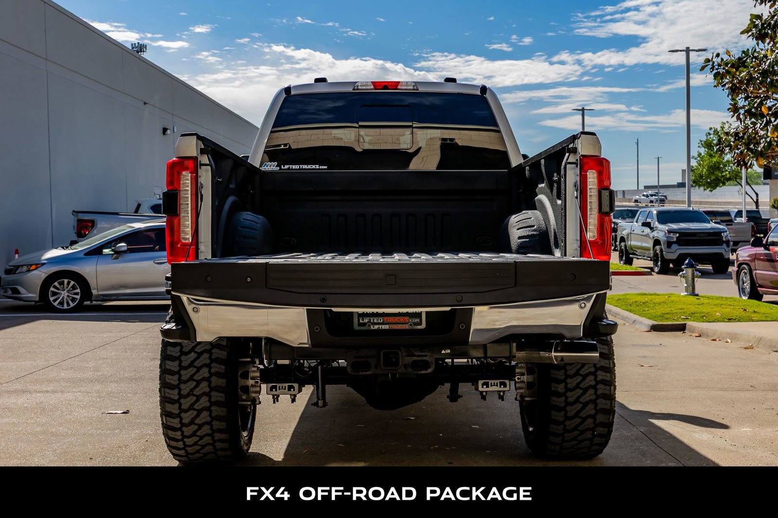 Used 2023 Ford F250 King Ranch w/ Chrome Package image 8