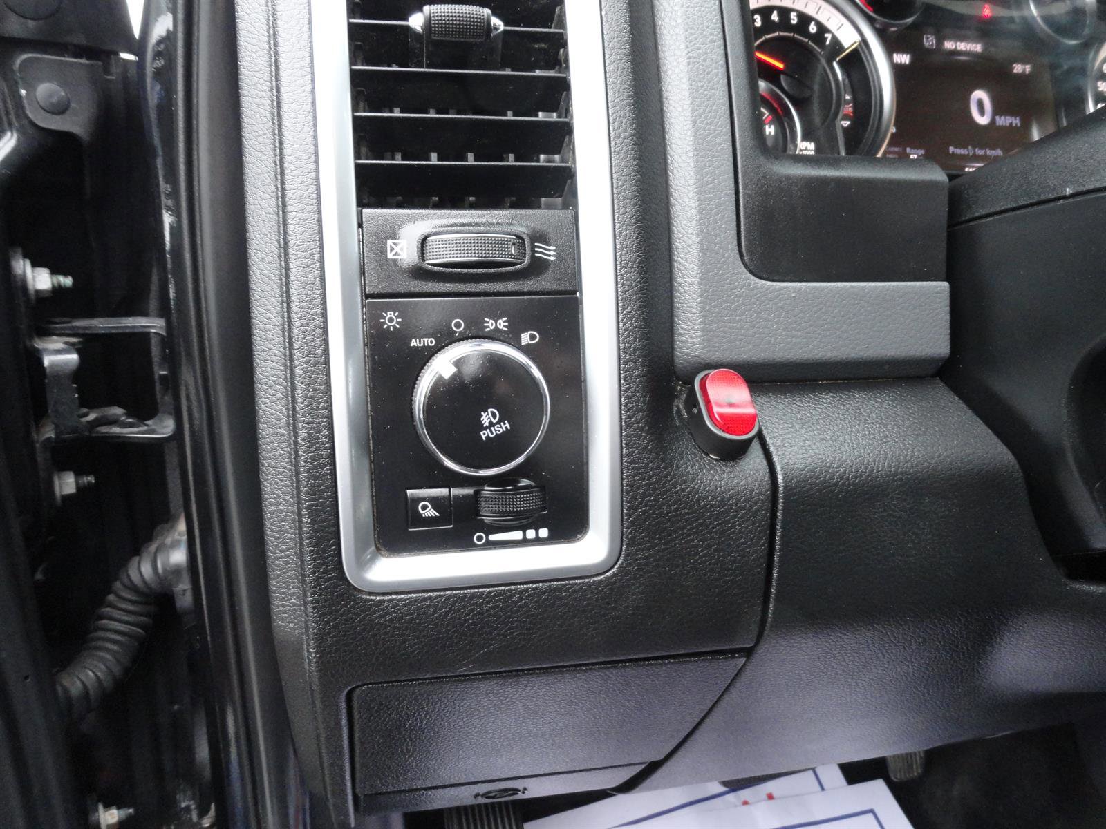 Used 2017 RAM 3500 Big Horn w/ Sport Appearance Group image 11