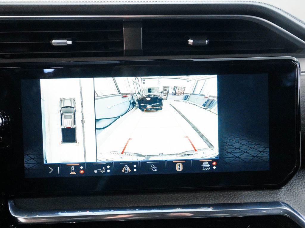 Used 2024 GMC Sierra 1500 Denali w/ Technology Package AWD/4WD image 18