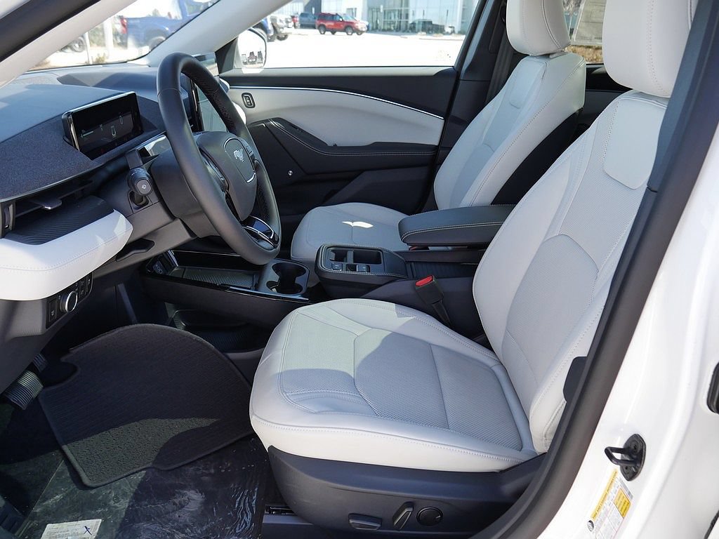 New 2026 Ford Mustang Mach-E Premium AWD/4WD image 10