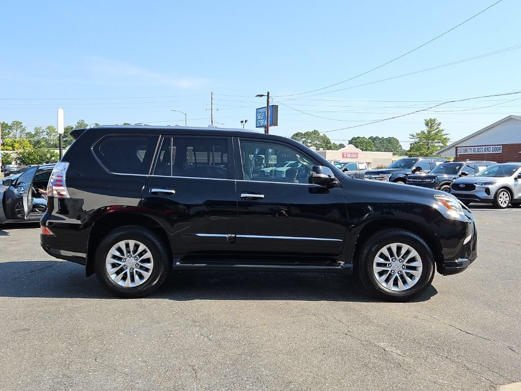 Used 2015 Lexus GX 460 w/ Premium Package AWD/4WD image 8