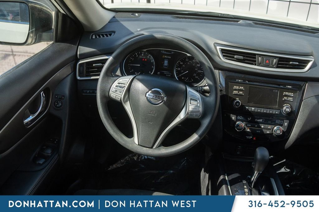 Used 2014 Nissan Rogue SV FWD image 5