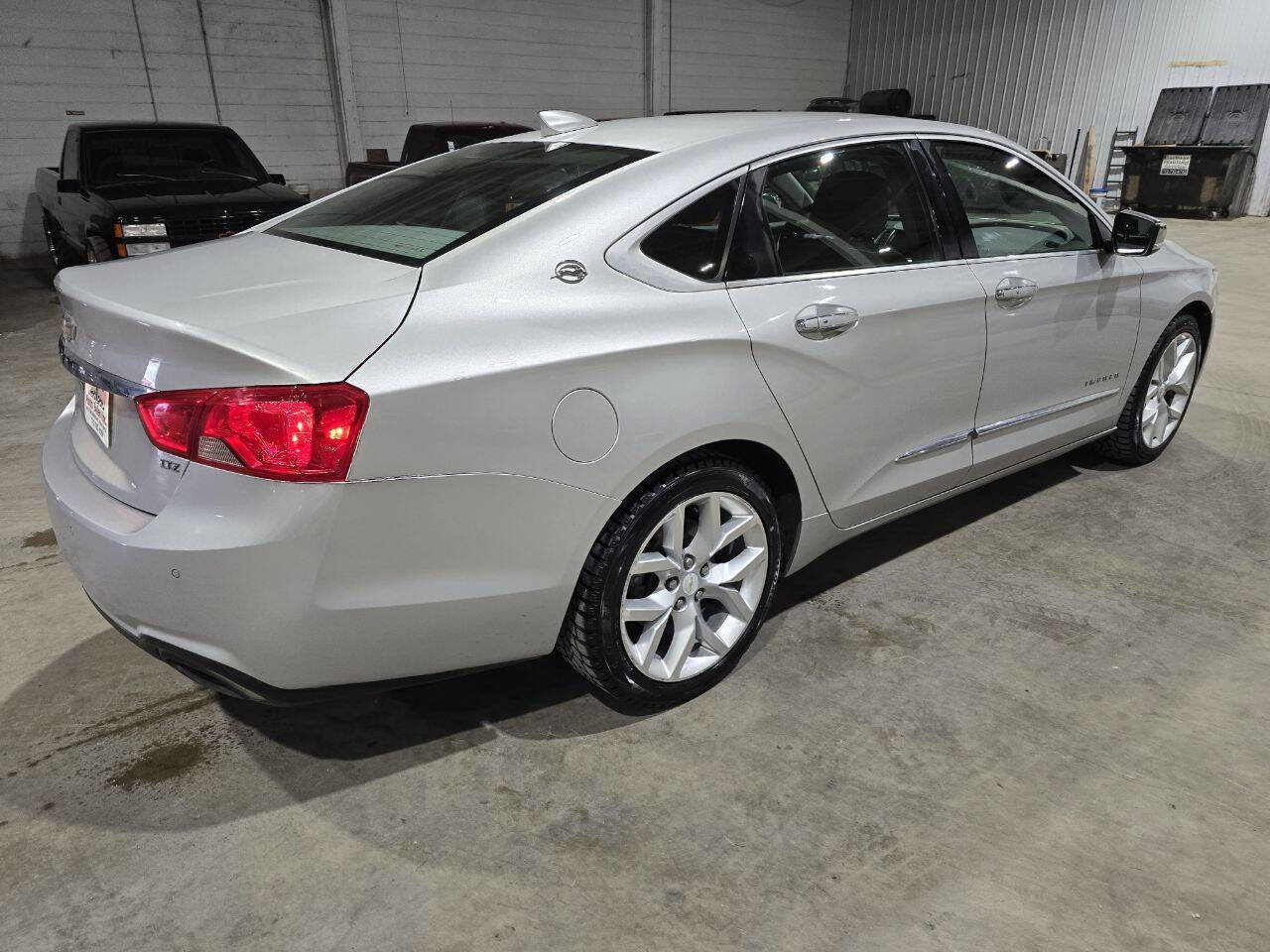 Used 2015 Chevrolet Impala LTZ image 12