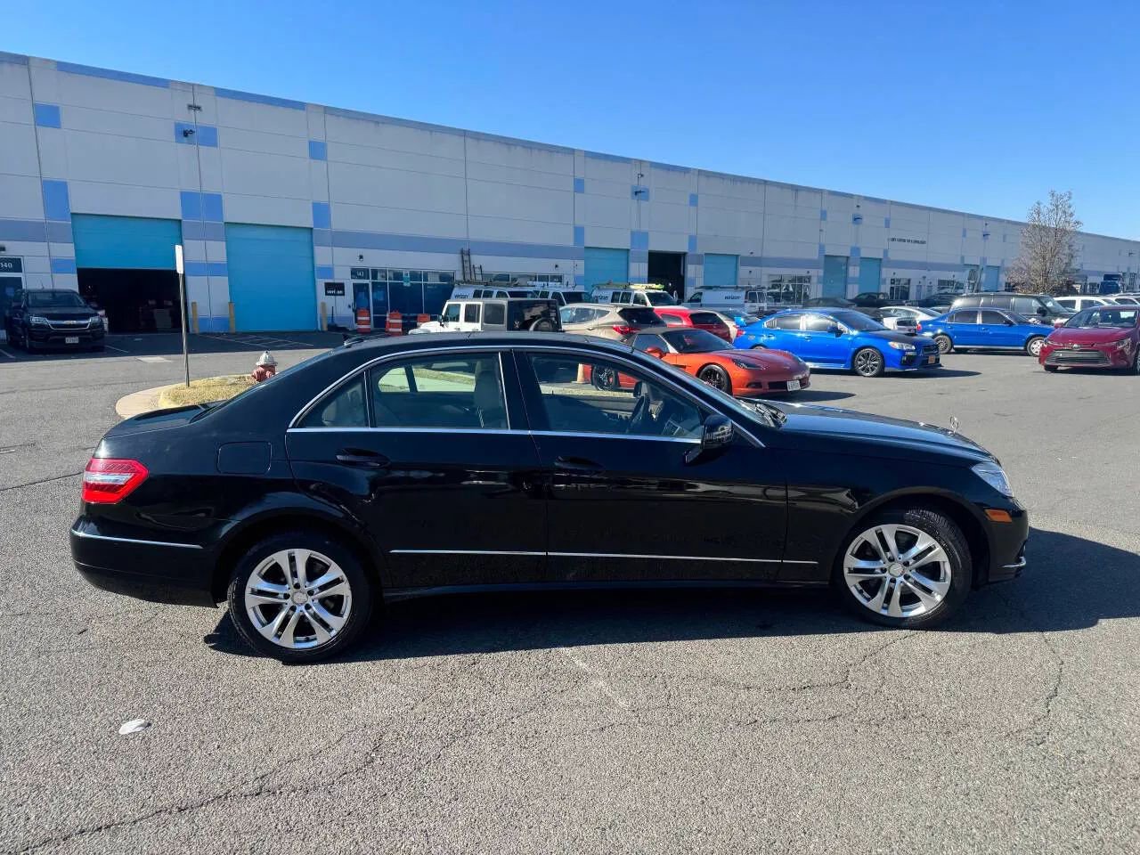 Used 2010 Mercedes-Benz E 350 4MATIC Sedan image 28