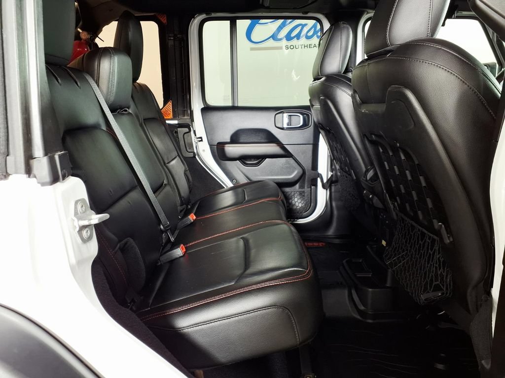 Used 2018 Jeep Wrangler Unlimited Rubicon AWD/4WD image 10